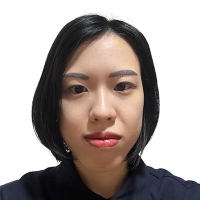 澤岻　薫子
